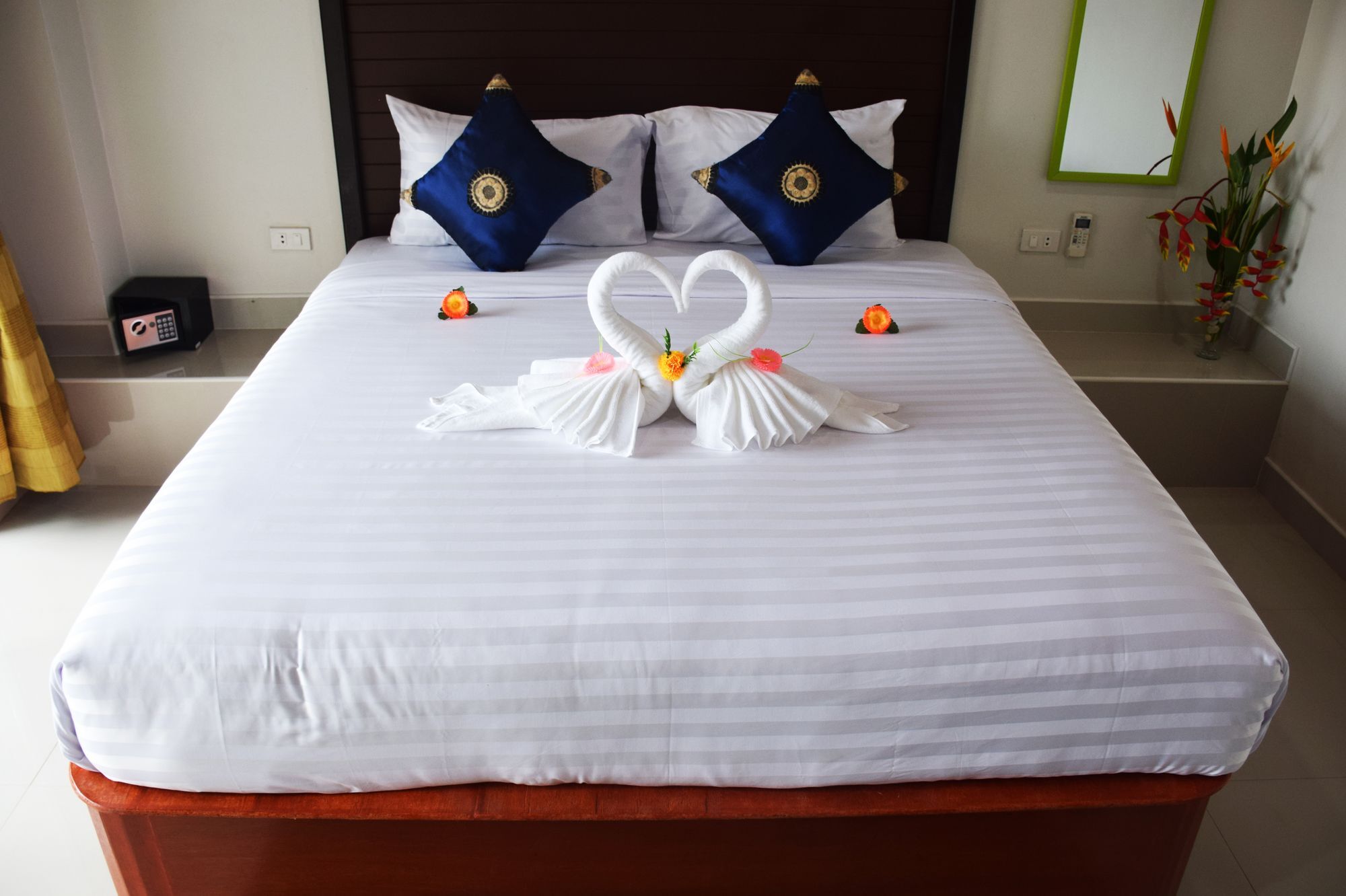 Vivi Boutique Room Hotel Sha Plus Rawai Ngoại thất bức ảnh